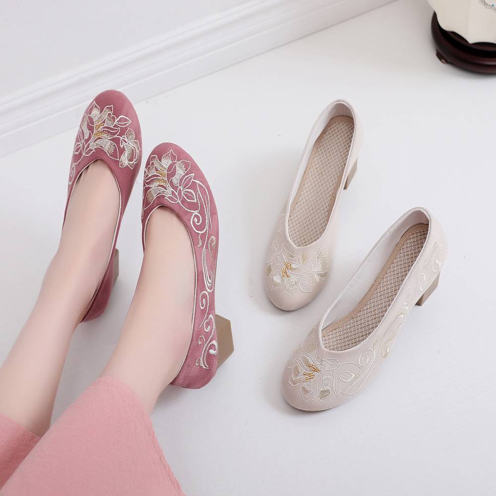 2026 Women's Wine Red & Beige  - đánh giá và giá Ethnic Fabric