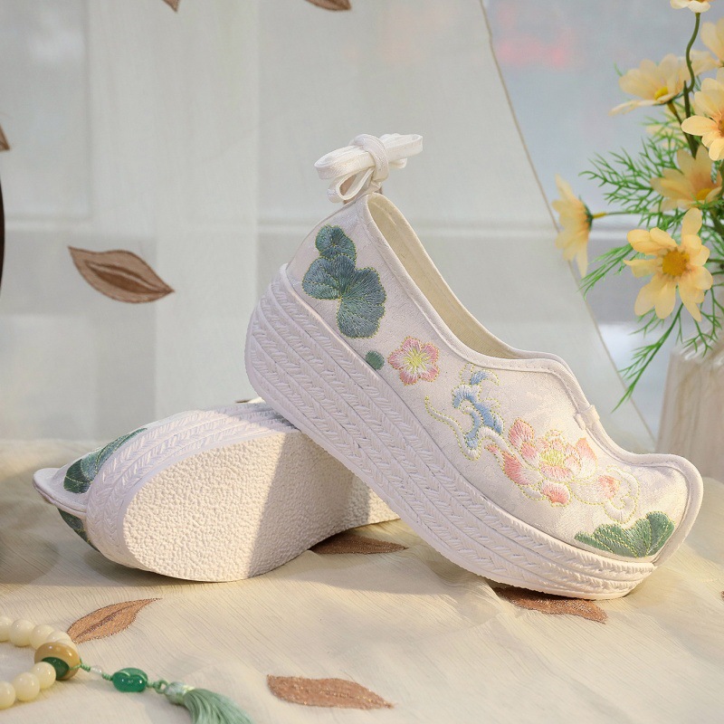 2026 Women's White Lotus Embro - đánh giá và giá Ethnic Fabric