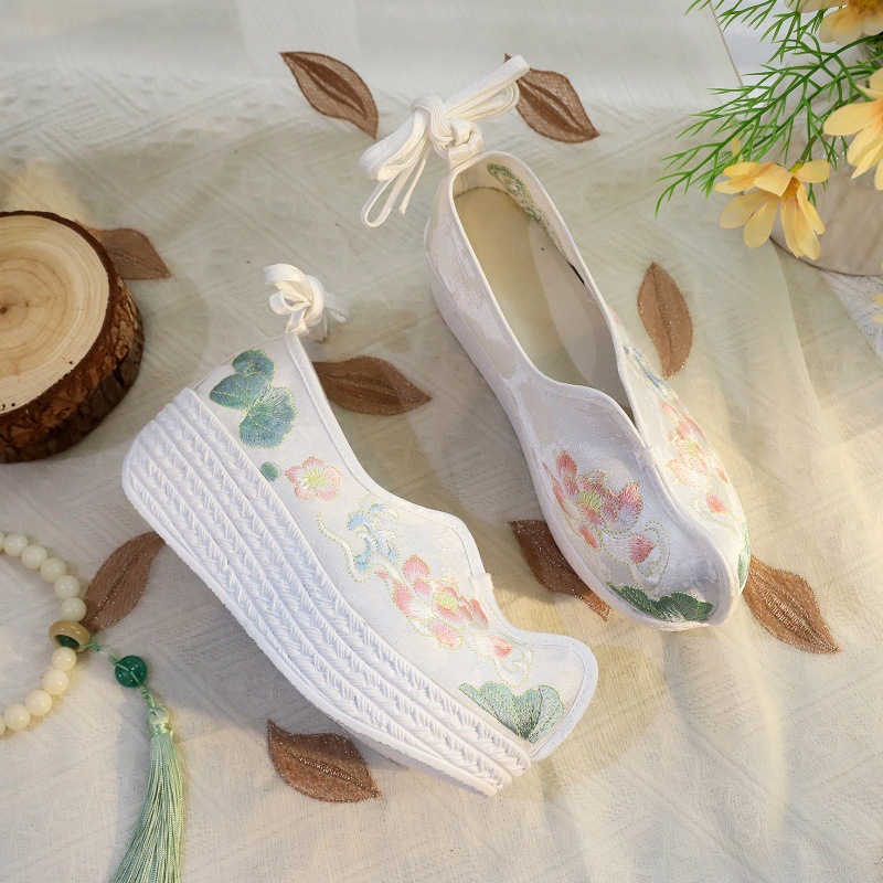2026 Women's White Lotus Embro - đánh giá và giá Ethnic Fabric