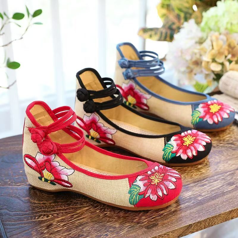 Woman Wedges Embroidered Cloth - đánh giá và giá Ethnic Fabric