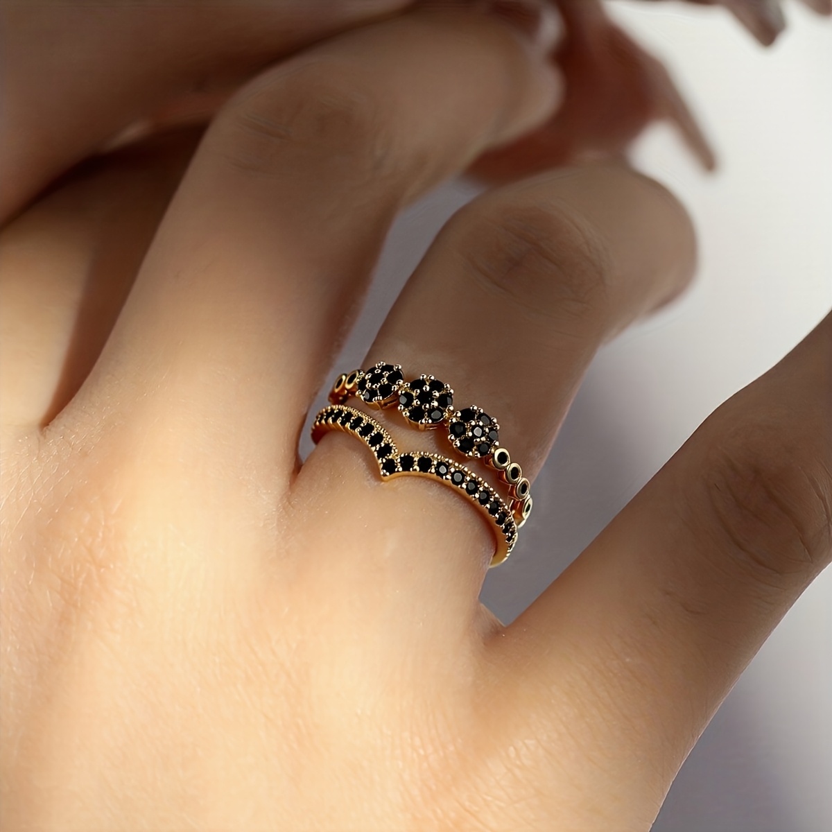 Luxury blue royal style ring,  - đánh giá và giá Ethnic Wear Fashion Designer